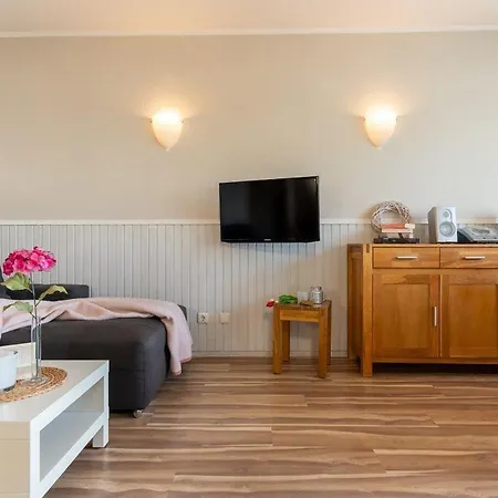 Vier-jahreszeiten-haus-iii-wohnung-72 *